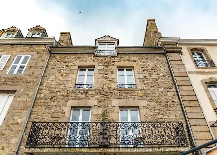 Escapade Place 11 - Appartement A2 Dinan Centre